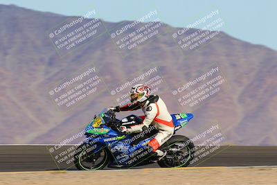 media/Dec-17-2022-SoCal Trackdays (Sat) [[224abd9271]]/Turn 12 Inside Distant (1025am)/